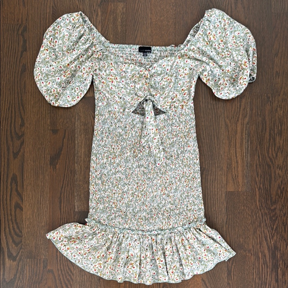 Lucy Paris Light Green Ruched Tie Front Bodycon Mini Dress Puff Sleeve Sz M